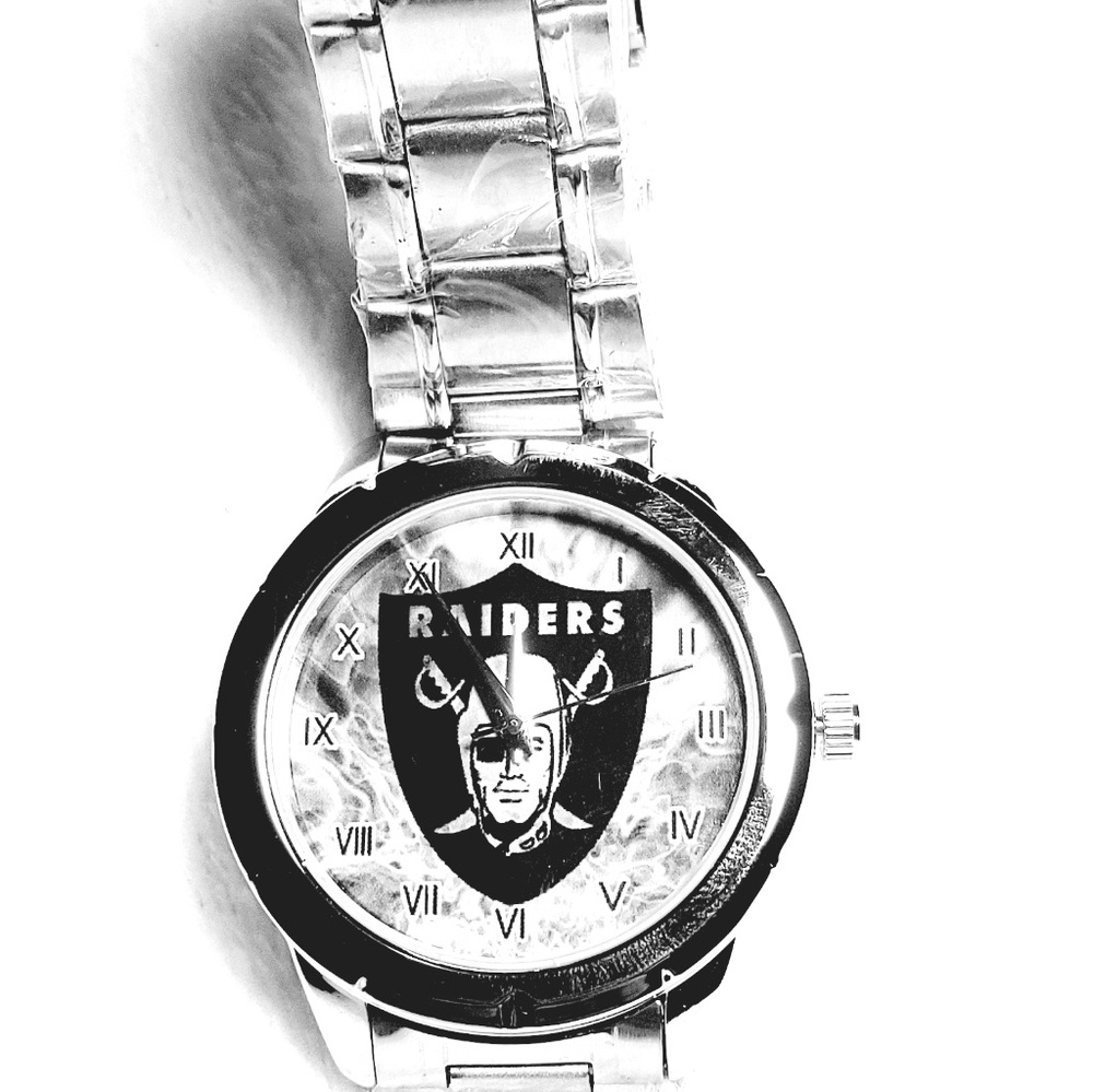 Men's Oakland Raiders Silver Band Watch